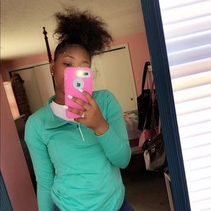 Meet your Posher, Emerald